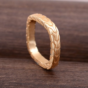 Sterling Silver Carved Square Band Ring: Geometric Design