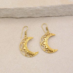 moon earrings, half moon earrings, Crescent moon tiny earrings, Sterling Silver Crescent Moon Dangle Earrings, mother&#39;s day gift earrings,