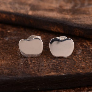 Pendientes Apple Studs, Pendientes Apple Studs originales, Pendientes Apple de plata, Pendientes Apple Studs, Pendiente Apple, Joyas de frutas, Regalo para maestros, Pendiente con forma de manzana