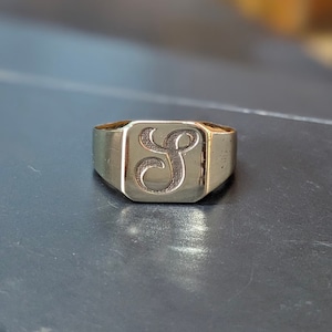 Personalized Sterling Silver Signet Ring, Valentines Day Gift, Custom Signet Ring, Signet Ring Women, Initial Rings, Engraved Gift Ring