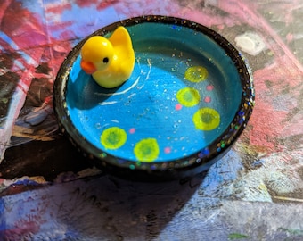 Ducky ring holder