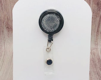 Interchangeable badge reel