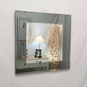 Miroir mural carré Marietta gris / cadre en verre fumé 2 couches biseauté 60 x 60 cm