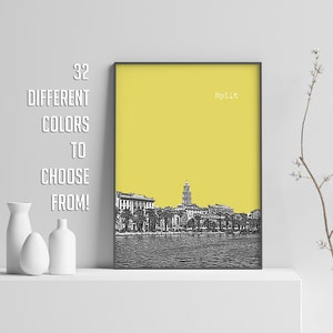 Könnte beinhalten: Eine Schwarzweißillustration der Skyline von Split auf gelbem Hintergrund. Der Text "Split" befindet sich in der oberen rechten Ecke des Bildes.