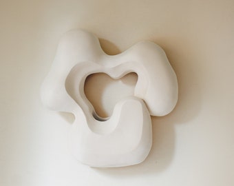 Form No_008 / Handmade Ceramic Wall Sconce / Sculptural Wall lamp / Wandlamp / Bedside lamp / Wandleuchte / Collectible Design