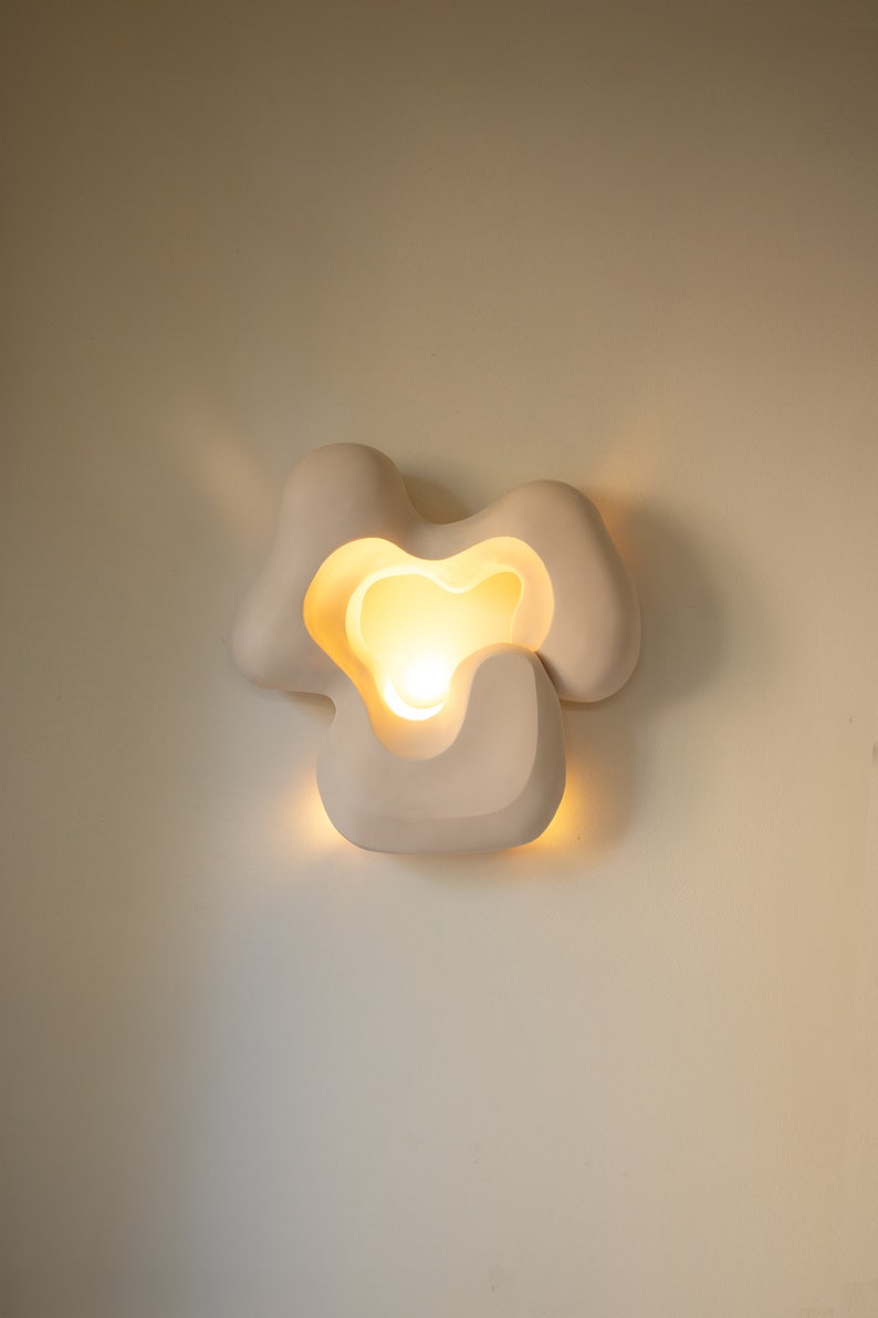 Form No_008 / Handmade Ceramic Wall Sconce / Sculptural Wall lamp / Wandlamp / Bedside lamp / Wandleuchte / Collectible Design image 4