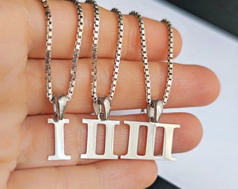 Personalized Roman Numerals Necklace, Charm Pendant, Birth Year Jewellery, Custom Date, Wedding Gifts, Christmas Gifts For Her, 3
