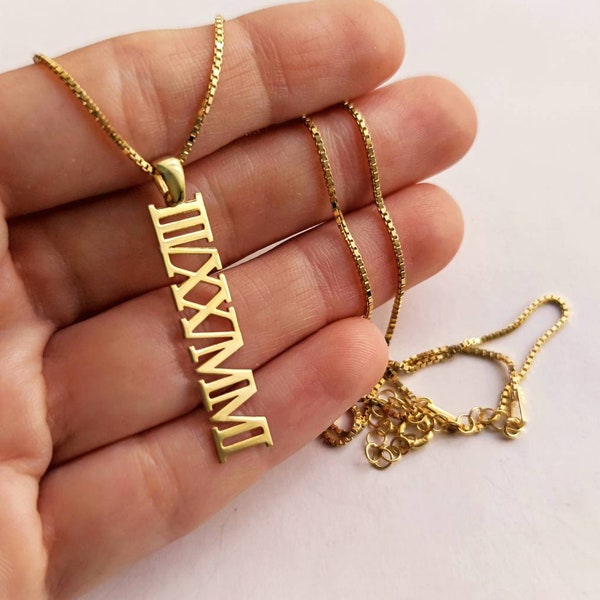 Personalized Roman Numerals Necklace, Roman Numeral Pendant, Birth Year Jewellery, Custom Date, Wedding Gifts, Anniversary Gifts For Her