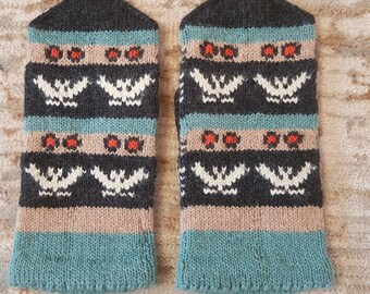 Patterned mittens, Christmas gifts, Knitted mittens women, Knit gloves with colored patterned,