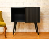 THE BLACK PEARL - Timeless Design (Black-Matte Modern Sideboard)
