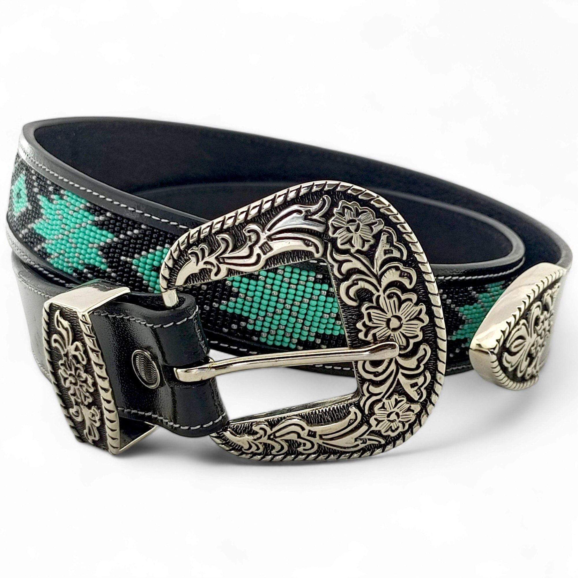 vintage-style Southwestern beaded leather belt Mountain & Diamond Pattern White Beaded Western Leather Belt — Purple Southwest Diamond  main image 4