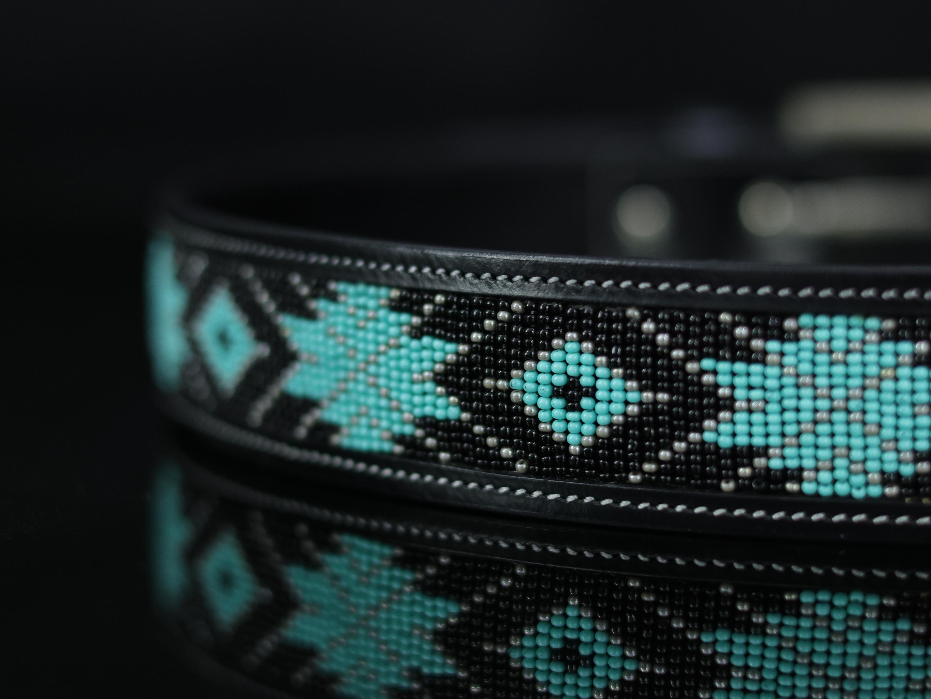 vintage-style Southwestern beaded leather belt Mountain & Diamond Pattern White Beaded Western Leather Belt — Purple Southwest Diamond  main image 2