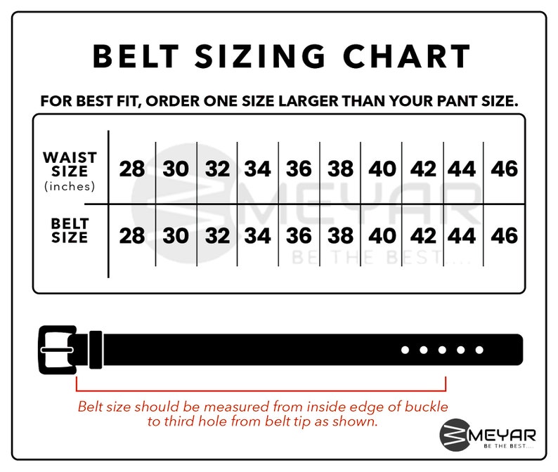 Op de afbeelding: Een zwart-witte riemmaattabel met de tekst BELT SIZING CHART en FOR BEST FIT, ORDER ONE SIZE LARGER THAN YOUR PANT SIZE. Het bevat een tabel met taillematen en riemmaten van 28 tot 46 en een illustratie van een zwarte riem.