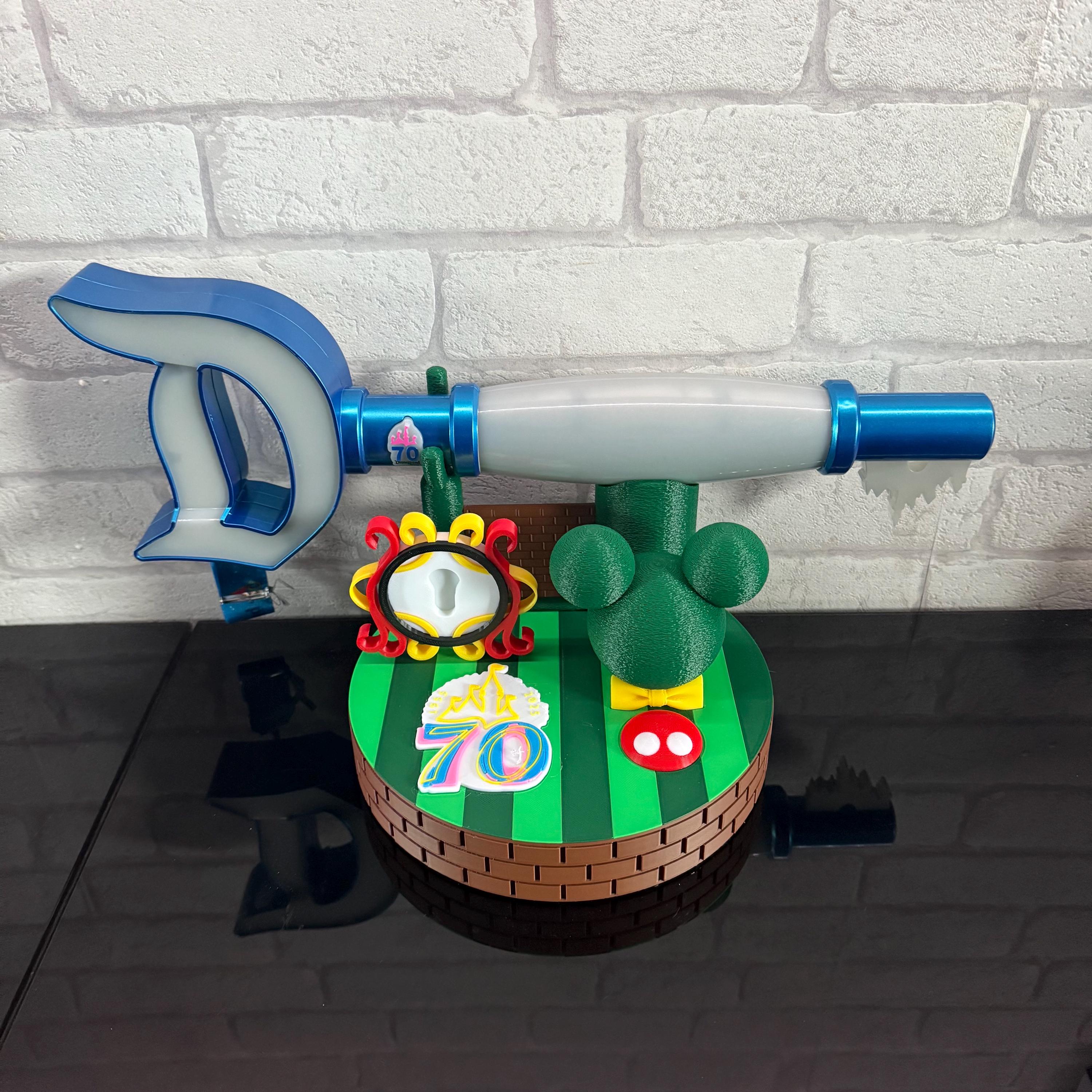 Printnovex Disneyland California 70th Anniversary Key Stand