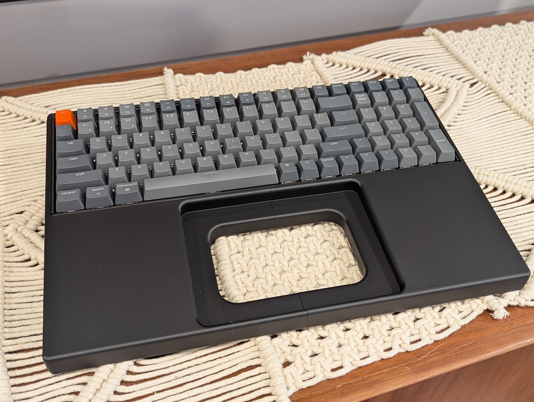 Ergonomic 3D Printed Tray for Keychron K4 Keyboard & Apple