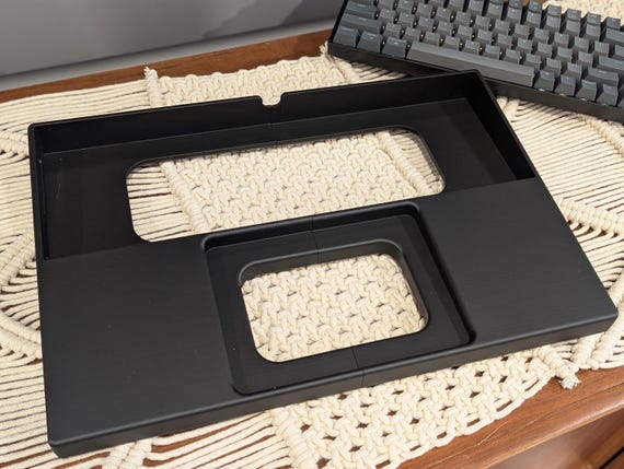 Ergonomic 3D Printed Tray for Keychron K4 Keyboard & Apple