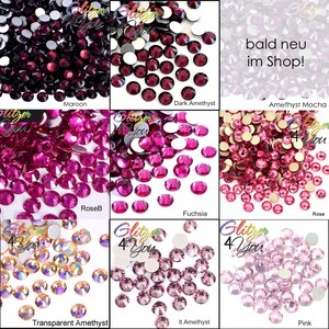 May include: A grid of nine sections displaying various round, faceted rhinestones in shades of maroon, dark amethyst, amethyst mocha, rose B, fuchsia, rose, transparent amethyst, light amethyst, and pink, with the text bald neu im Shop.