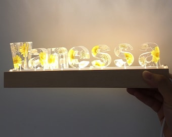 Custom color letter dried flower resin night light,real flower name lampwith nice gift box for friend family mom dad,festival birthday gift