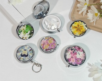 Pressed flower round pill box with makeup mirror,keychain jewelry box,cute custom name travel pocket pill box,engraved constellation logo