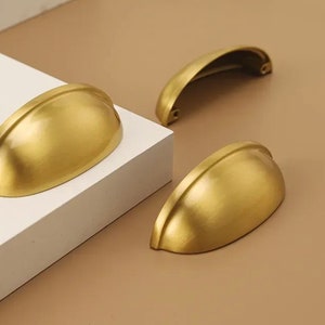 Shell Shaped Brass Handle | Beautiful Handle | Drawer Handle | Brass Handle | Kitchen Cabinet Handle | Brushed Gold | Brass Handle