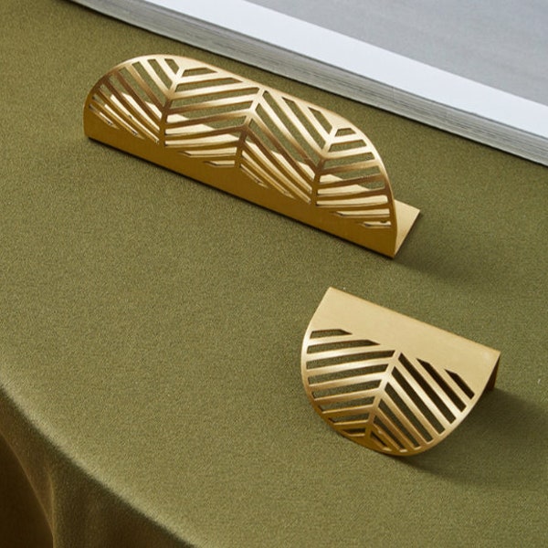 Leaf Shaped Handle | Beautiful Handle | Drawer Handle | Brass Knob | Kitchen Cabinet Handle | Brushed Gold | Brass Handle