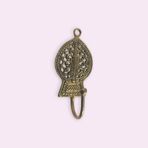 Beautiful Boho Oval Brass Hook | Beautiful Coat Hook | Wall Hanger | Vintage Hook | Gold Coat Hook