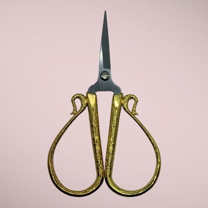 Beautiful Round Scissors | Decorative Scissors | Quality Crafting Scissors | Gold Scissors | Embroidery Scissors | Sewing Scissors