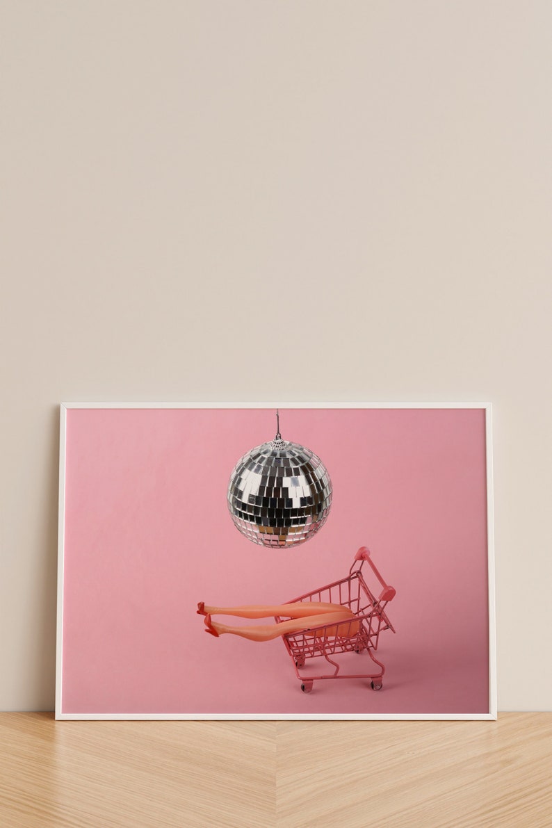 Disco Barbie Retro, Barbie Doll Art, Disco Ball Retro, Preppy Pink Barbie Wall Art, Barbie