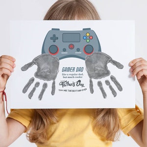 Gamer Dad Printable Handprint Art, Happy Father's Day Handprint Craft for Gamer Daddy, Handprint Keepsake for Dad from Kids