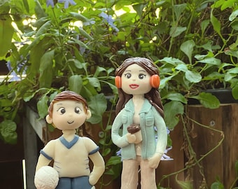 Custom Clay Clouple figurine - Personalize wedding gift - Handmade gift & Cute Home Decor