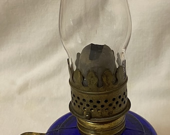 Nutmeg Miniature Oil Lamp Cobalt 2.75"