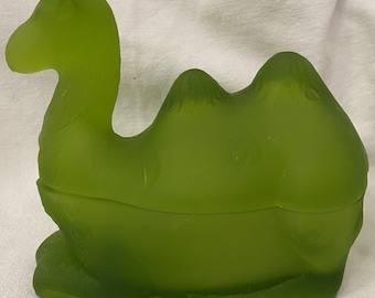 Humphrey Camel Powder Jar Green Frosted Westmoreland Glass Company