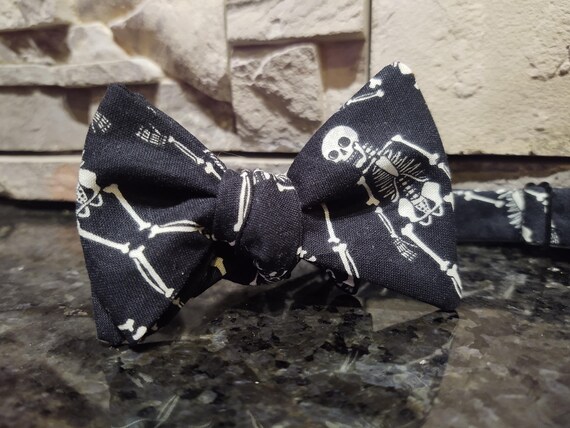 spooky bow tie
