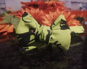 Kids Black Cat Bow Tie / Green Self Tie Bow Tie