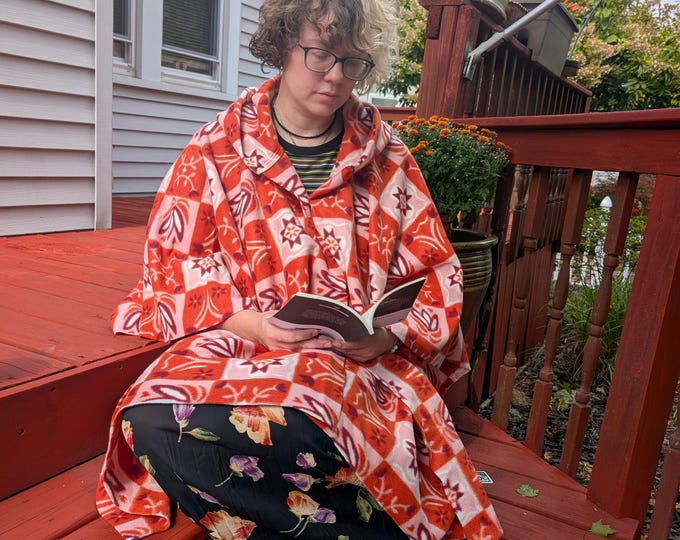 Fleece Hooded Ponchos / Button Hooded Ponchos / Fleece Hooded Blanket