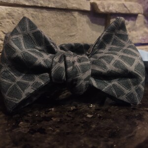 Green Adult Bow Tie / Self Tie Bow Tie / Dark Green Adult Bow Tie / Novelty Bow Tie / Geometric Bow Tie