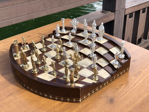 British Royal Army Chess Set Luxury Chessboard Luxury Chess 