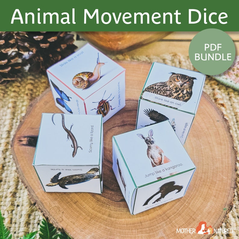 Puede incluir: Un conjunto de seis dados coloridos con ilustraciones de animales e instrucciones de movimiento. Cada dado presenta un animal diferente, como una tortuga, un b&uacute;ho, un canguro, un lagarto, un caracol y un escarabajo. Los dados est&aacute;n etiquetados con frases como "Nada como una tortuga" y "Salta como un canguro".