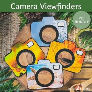 Może przedstawiać: Cztery drukowalne szablony wizjera do aparatu fotograficznego z różnymi scenami z natury. Wizjery mają kształt aparatu z okrągłym otworem w środku. Sceny obejmują błękitne niebo z płatkami śniegu, słonecznik, jesienne liście i plażę z rozgwiazdą. Tekst "PDF BUNDLE" znajduje się w prawym górnym rogu obrazu.
