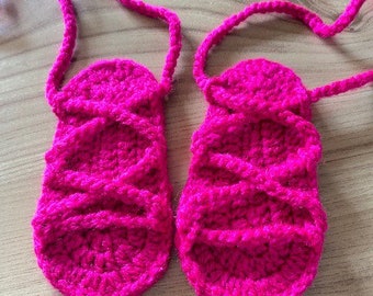 Crochet baby sandals, baby gladiator sandals, baby flip flops, baby girl sandals, baby shoes, baby booties, baby slippers.