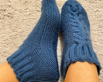 Hand knitted slipper socks, House socks, Ladies bed socks, UK women's size 5/5,5 , Different colour options