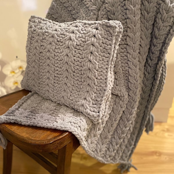 Hand-Knit Bed Runner / Throw & Pillow Case Set