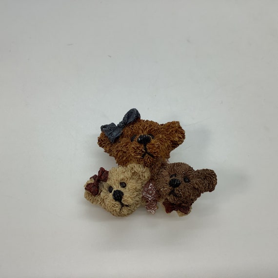Vintage Resin Boyds Bears Mother With Two Kids Pin