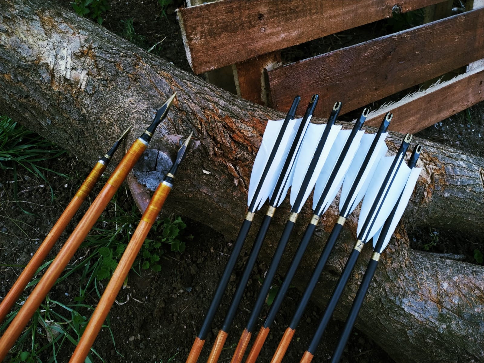 Port Orford Cedar Wooden Archery Arrows Custom Made Hand Crested