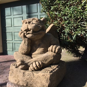 Gargoyle, Parisian Dragon, Wall Guardian, High-quality garden decoration, Home and apartment decor, Christmas gift, Fantasy