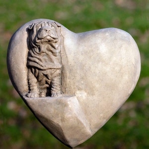 Dog heart | Memorial stone for dogs made of sandstone, gravestone, beloved pet, handmade, high quality,