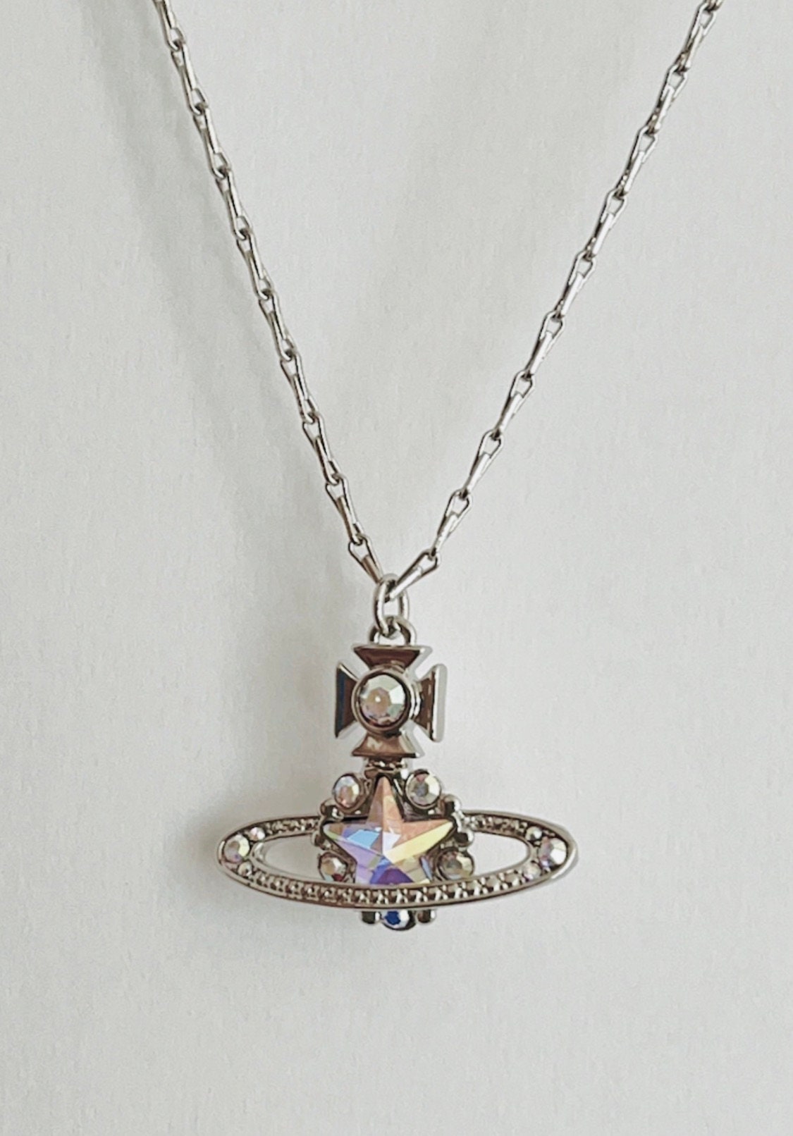 Vivienne westwood star necklace deals
