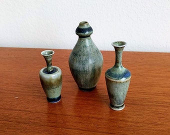 Vintage Set Höganäs Keramik Sweden - John Andersson - Miniature Ceramic - Amazing Matte Blue Green Jade Vases MCM Signed Excellent 7,5 cm