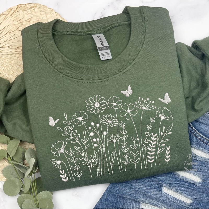 Embroidery sweatshirt Sweatshirt
