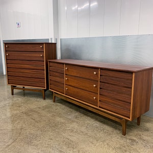 Mid Century Modern Dresser Set